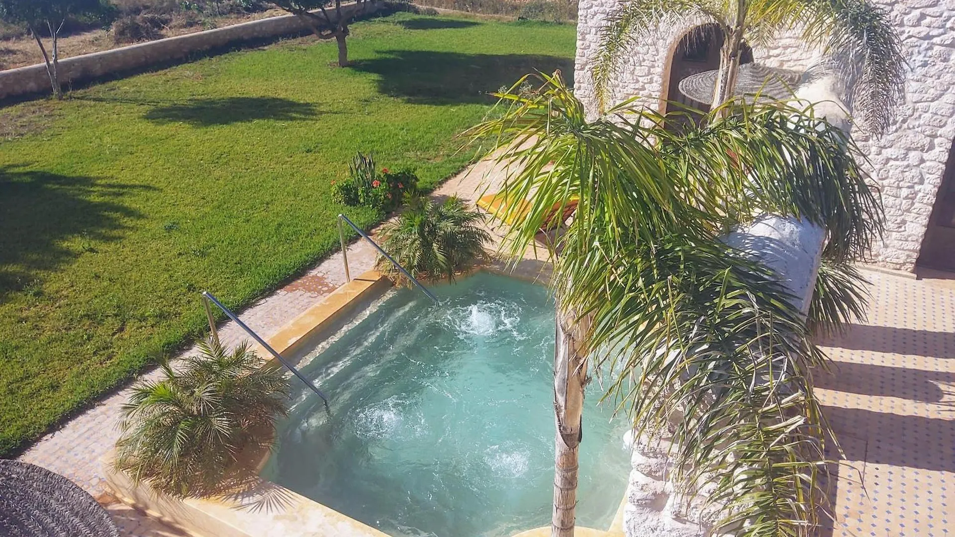 Riad Mamy Wababi 에사우이라 B&B